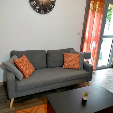 Magenta, Appart. Cosy Proche Gare & Centre Apartment