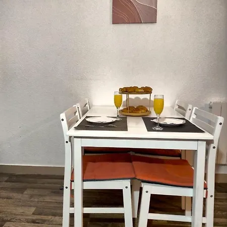 Apartment Magenta, Appart. Cosy Proche Gare & Centre Bourg-en-Bresse