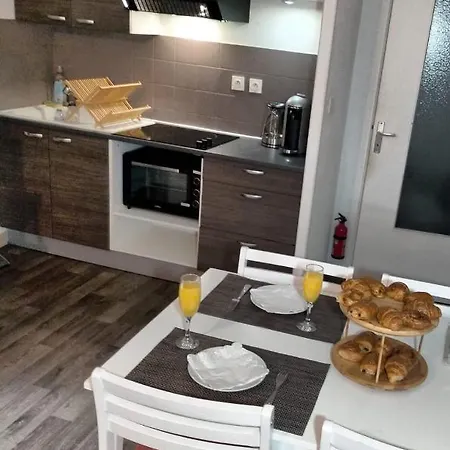 Magenta, Appart. Cosy Proche Gare & Centre * Bourg-en-Bresse